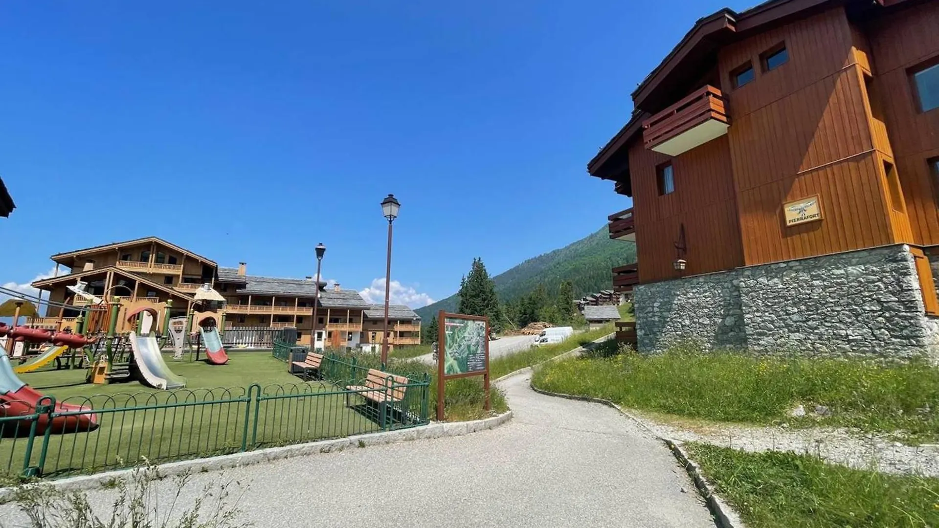 Apartament Appartement Spacieux Avec Balcon, Animaux Acceptes - Valmorel - Fr-1-356-298